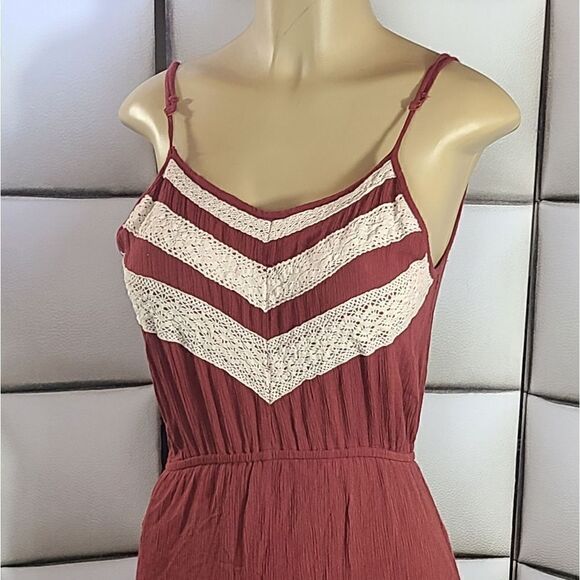 Spagehetti strap maxi dress  - Picture 4 of 11